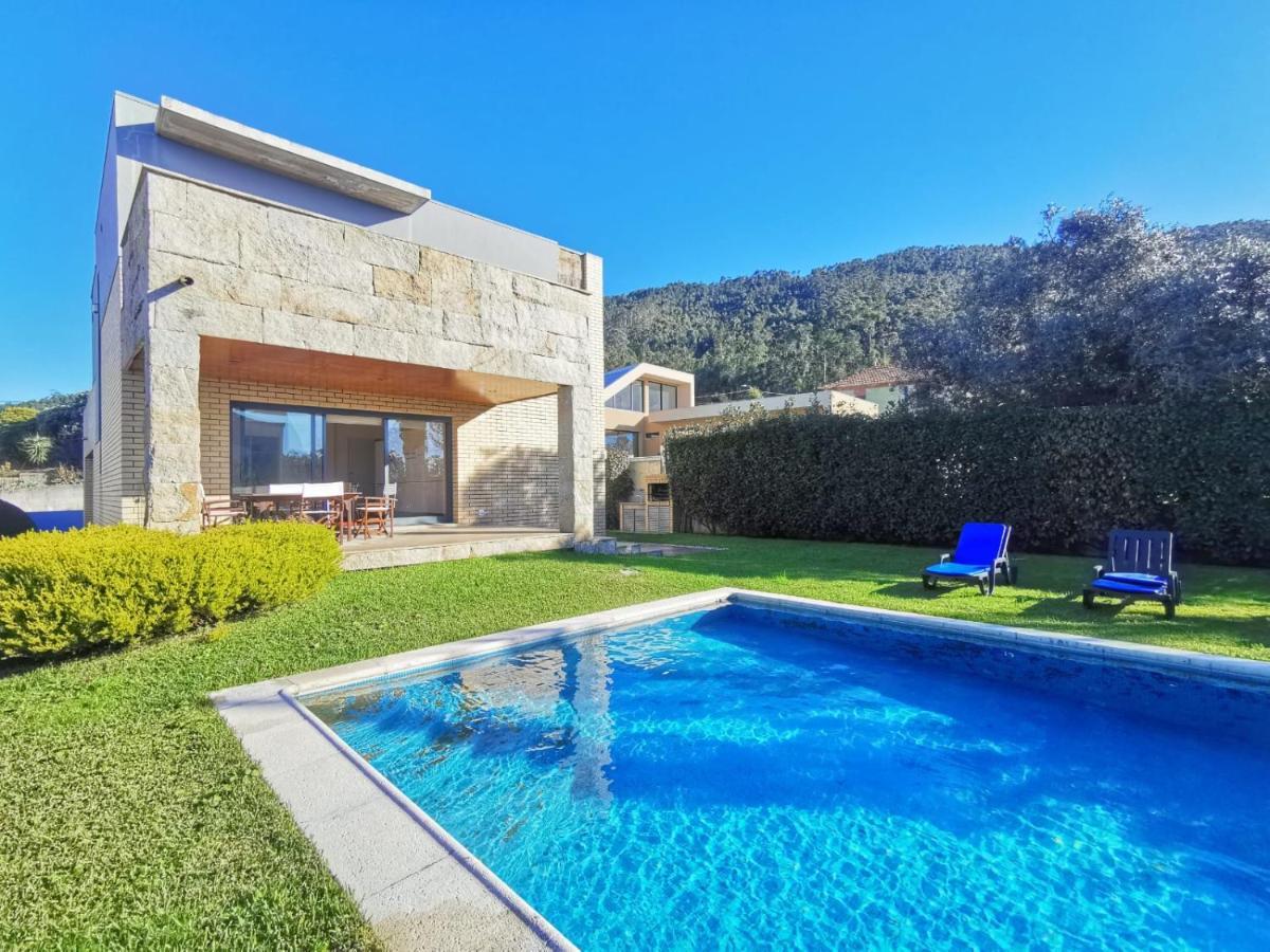 Hill & Beach House Виана-ду-Каштелу Экстерьер фото